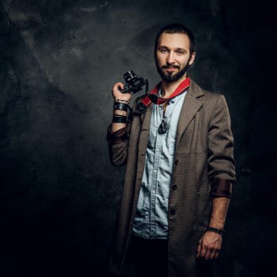 man-is-posing-for-photographer-with-photo-camera-2021-08-28-02-00-27-utc-e1698196832670.jpg man-is-posing-for-photographer-with-photo-camera-2021-08-28-02-00-27-utc-e1698196832670.jpg